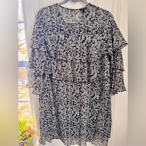 Who What Wear Black Floral Ruffle Sleeve Midi Dress